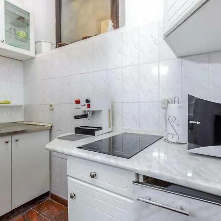 Appartement Black & White, Cherry & Blue Rijeka